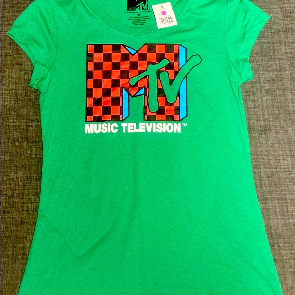 2 for 1! Buy 1 Get 1! MTV Women’s Super Soft~Super Kool~Fitted Tshirt BNW 🏷️